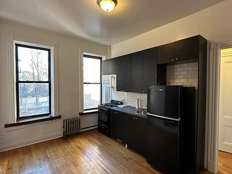 2293 Adam C Powell Blvd #1F — Photo 2