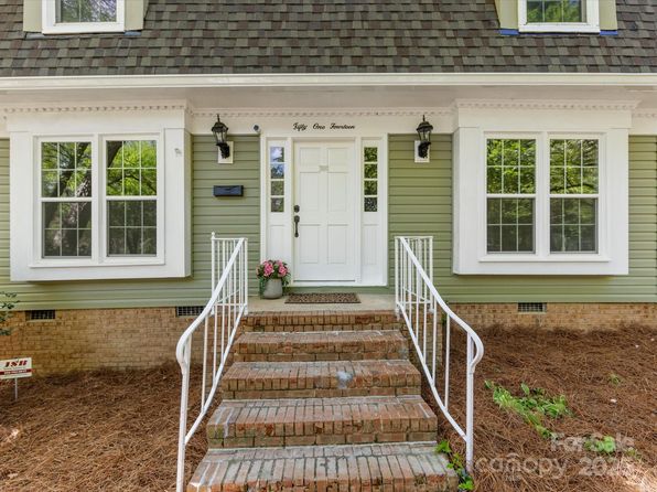 5114 Glenbrier Dr, Charlotte, NC 28212