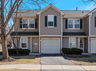 1204 Arapaho Ct, Naperville, IL