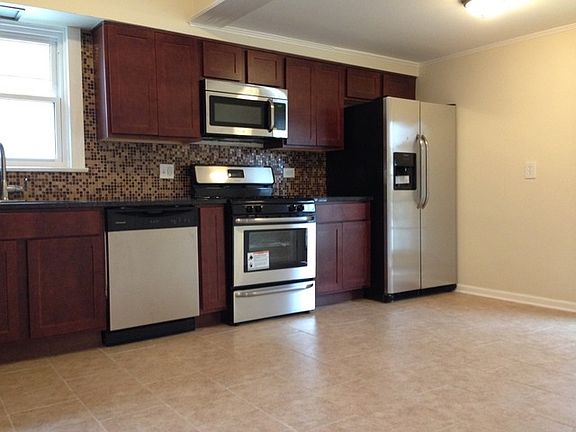 5th image of 1312 N 14th Ave