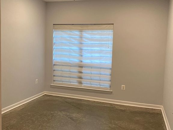 4th image of 4860 Eisenhower Ave Unit 178