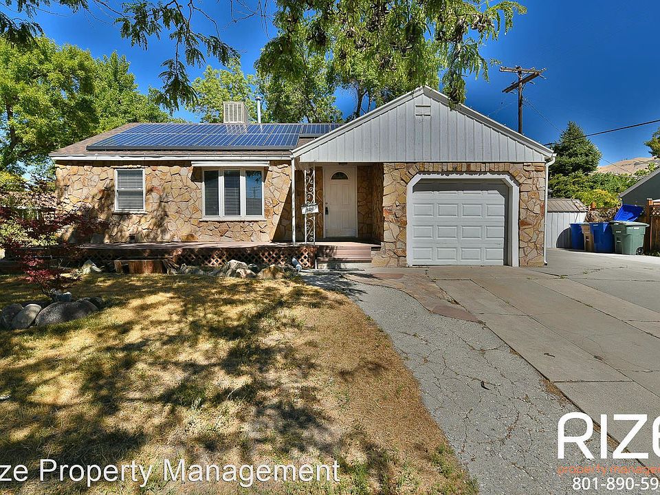 1st image of 1068 W Signora Dr