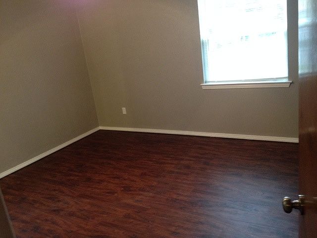 1st image of 429 Hill St