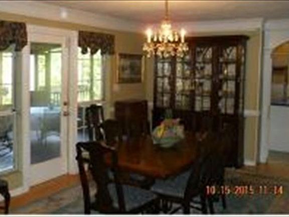 3rd image of 2703 Highland Dr NE