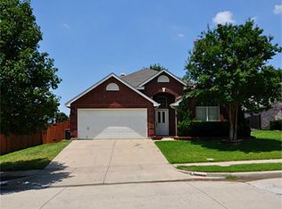 5509 Big Bend Dr, Fort Worth, TX 76137