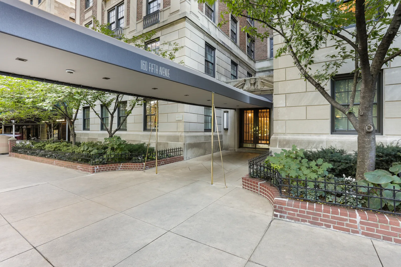 1160 5th Avenue in Carnegie Hill : Sales, Rentals, Floorplans | StreetEasy