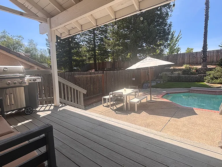 417 S Lexington Dr — Photo 7