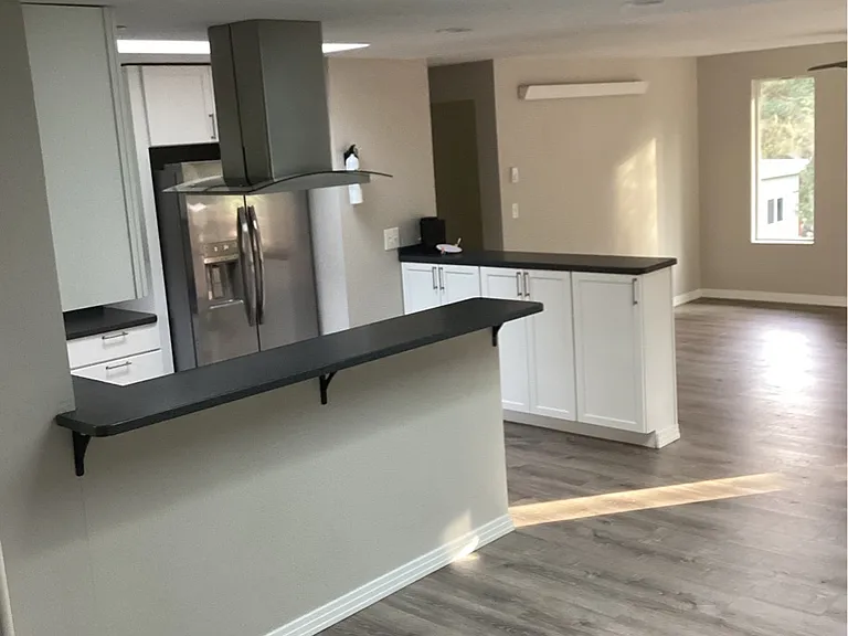 2752 NE Reef Ave — Photo 6