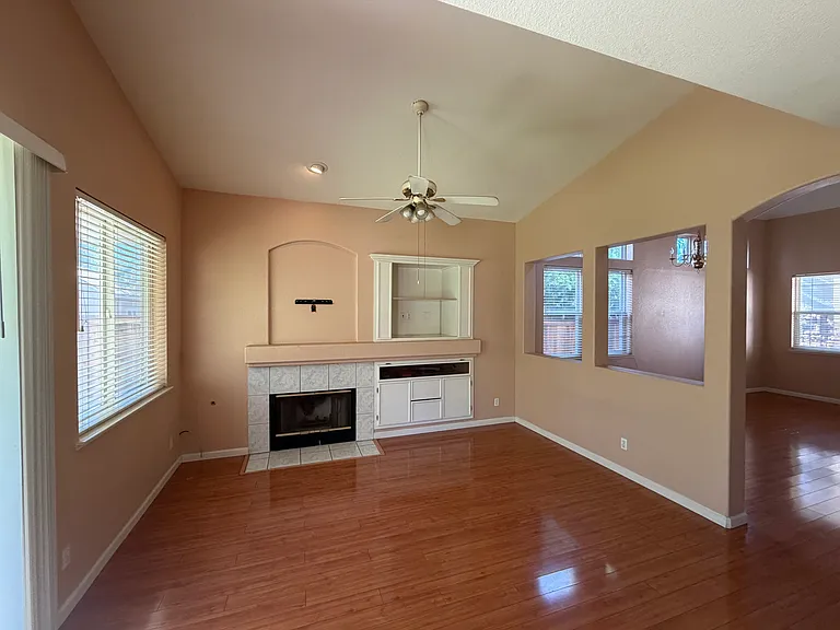 2108 Sherington Way — Photo 4