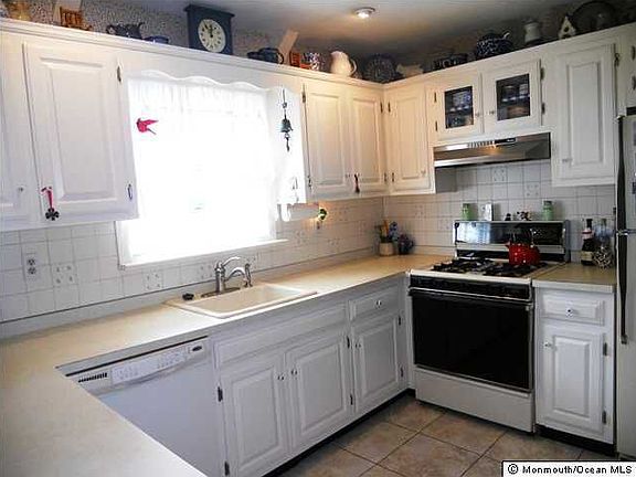 4th image of 1200 Saint Louis Ave