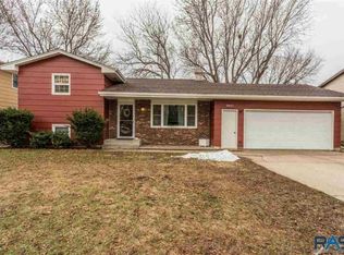 5821 W 51st St, Sioux Falls, SD 57106