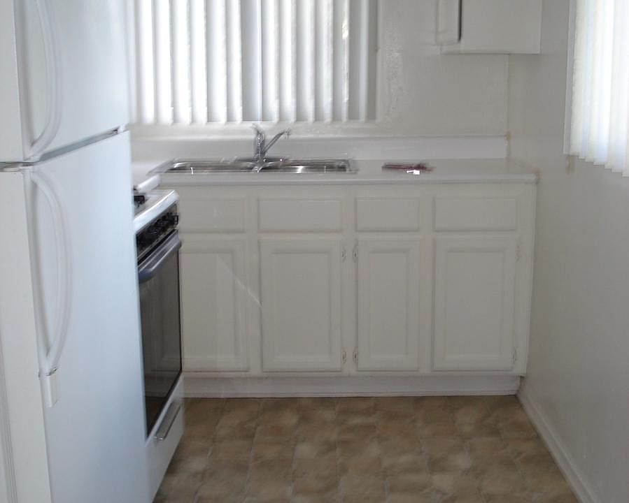 1st image of 321 N 8th St APT H