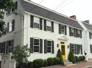 27 Fair St, Newburyport, MA 01950
