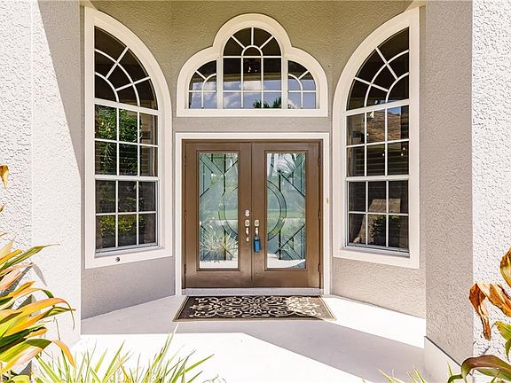 4th image of 15267 Briarcrest Cir