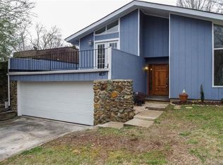 4237 Burning Tree Dr, Charlotte, NC 28277