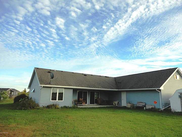 2nd image of 730 Riverwood Ct