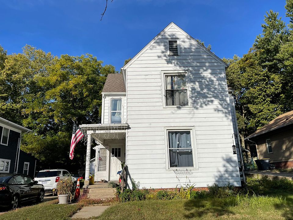 1st image of 483 Littleton St