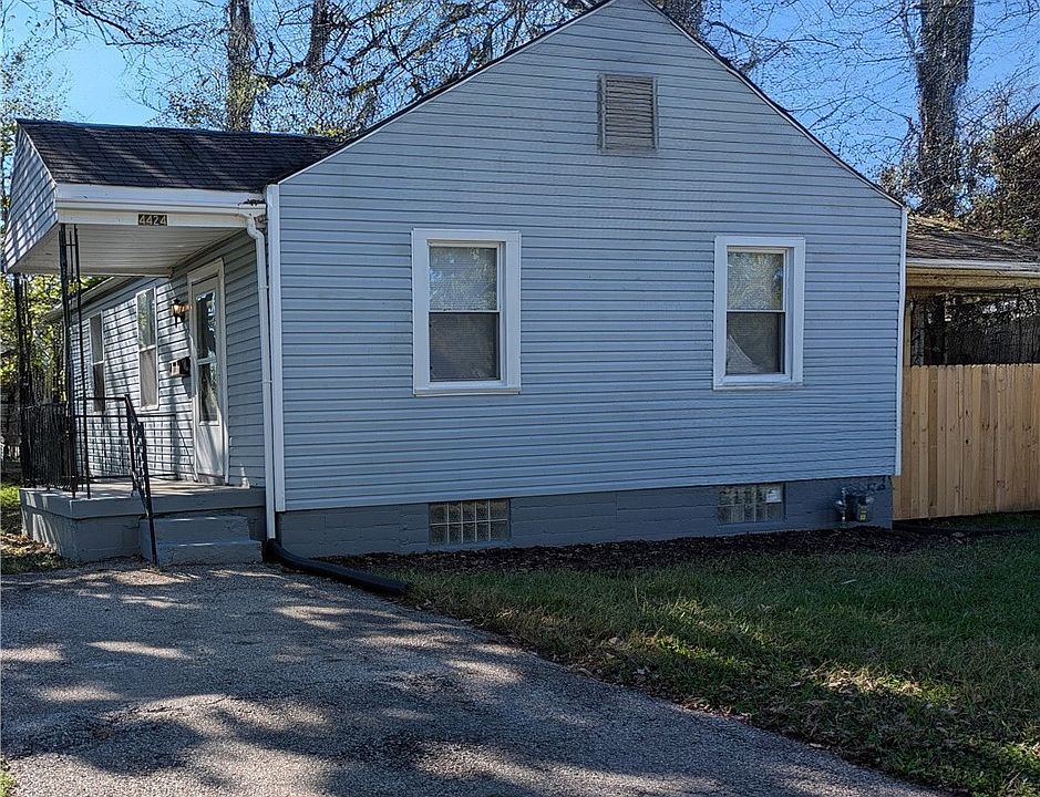 1st image of 4424 Genesee Ave