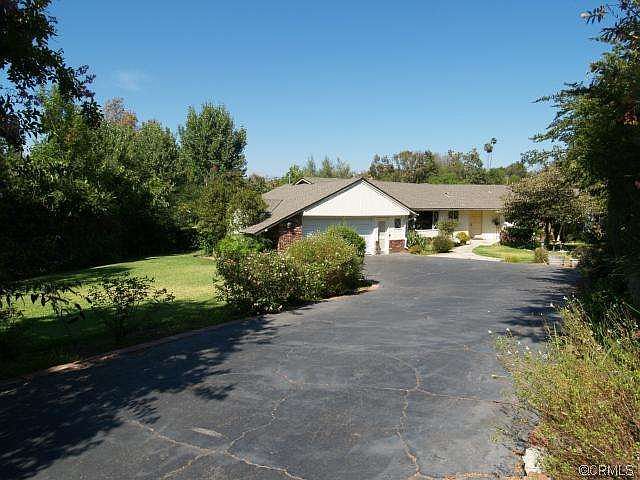 1st image of 944 S Spring Meadow Dr