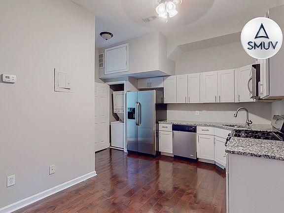 2nd image of 1703 Saint Paul St APT 3