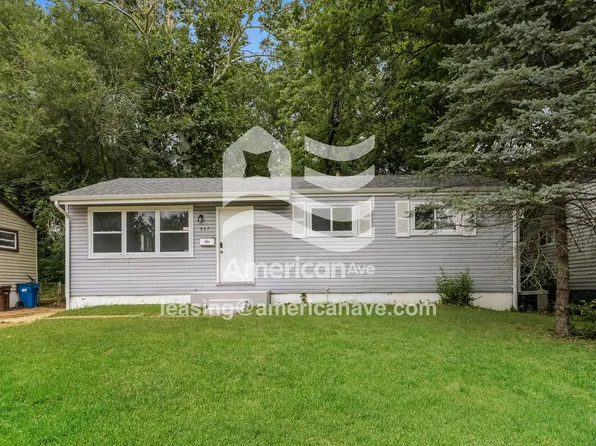 937 Clearfield Dr, Saint Louis, MO 63135