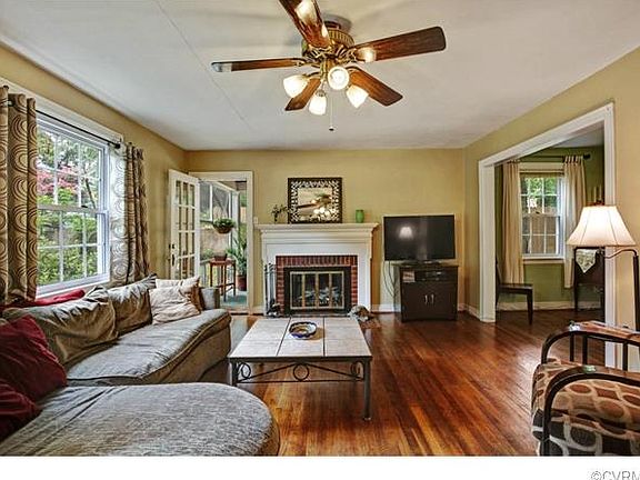 4th image of 2610 Pine Grove Dr