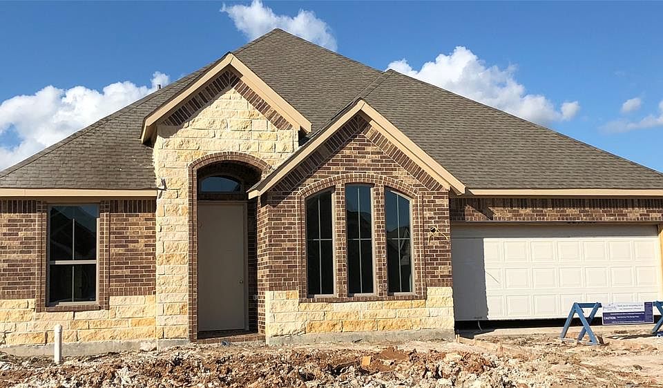 1st image of 2333 Yaupon Park Ln
