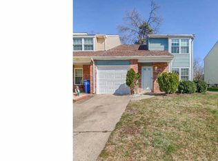 310 Foxwood Ln, Marlton, NJ 08053
