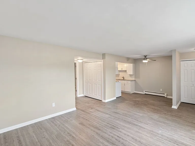 Brownell Apartments - Coast to Coast Management — Photo 7