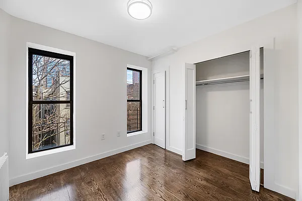 Rented by REAL New York | media 7