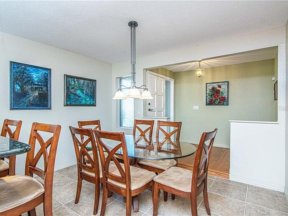 5th image of 1120 Gulf Oaks Dr