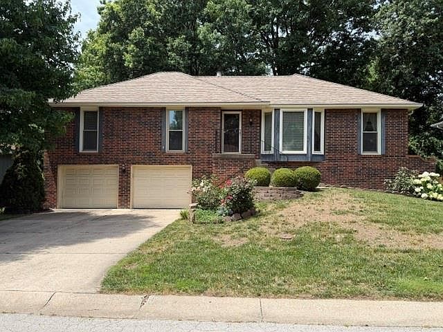 1st image of 2728 Queen Ridge Dr