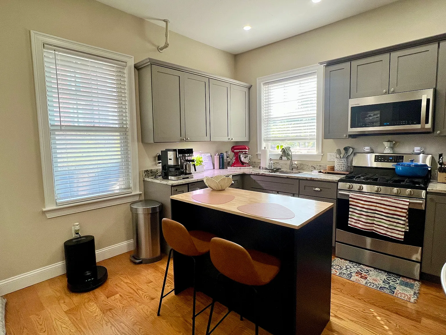 3 Howard Pl — Photo 4