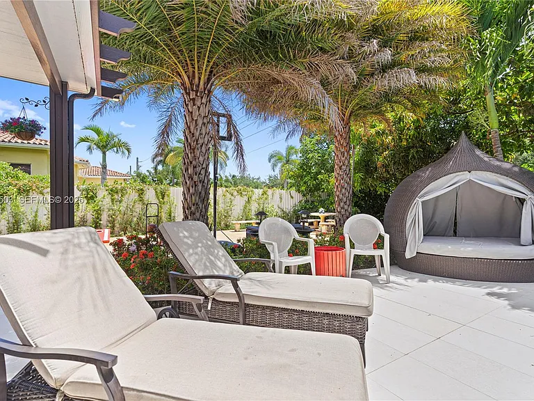 16601 SW 87th Ct — Photo 49