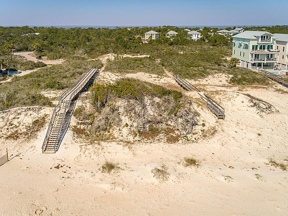 5th image of 1526 Gulf View Way
