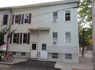 81 6th St #1, Cambridge, MA 02141