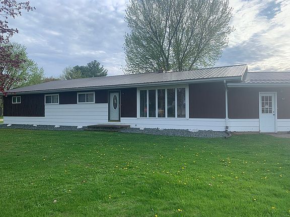 2nd image of 421 Brotherhood Ln