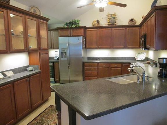 2nd image of 1523 Stillwater Ct