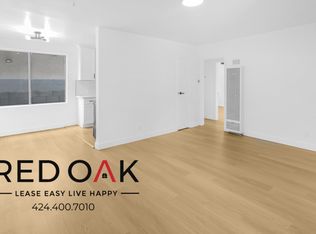252 W Elm Ave #E, Burbank, CA 91502