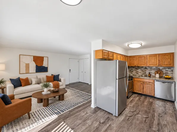 Chesterfield Apartment Homes