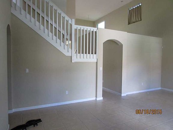 5th image of 20501 NW 7th Ct