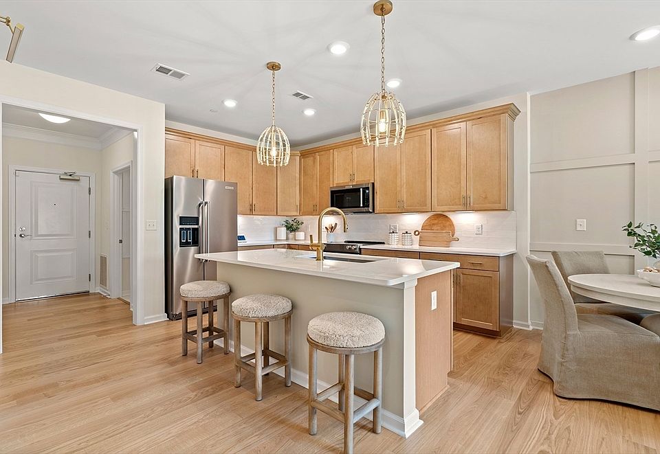 1st image of 30 Coppersmith Way #310