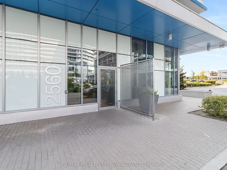 2560 Eglinton Ave W #609 — Photo 6