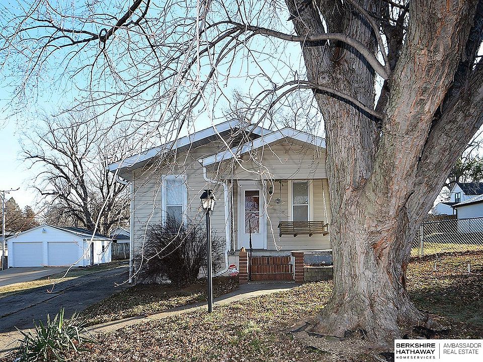 1st image of 5411 S 49th Ave