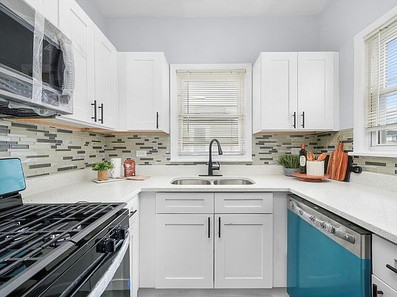 5th image of 2232 N 74th Ave