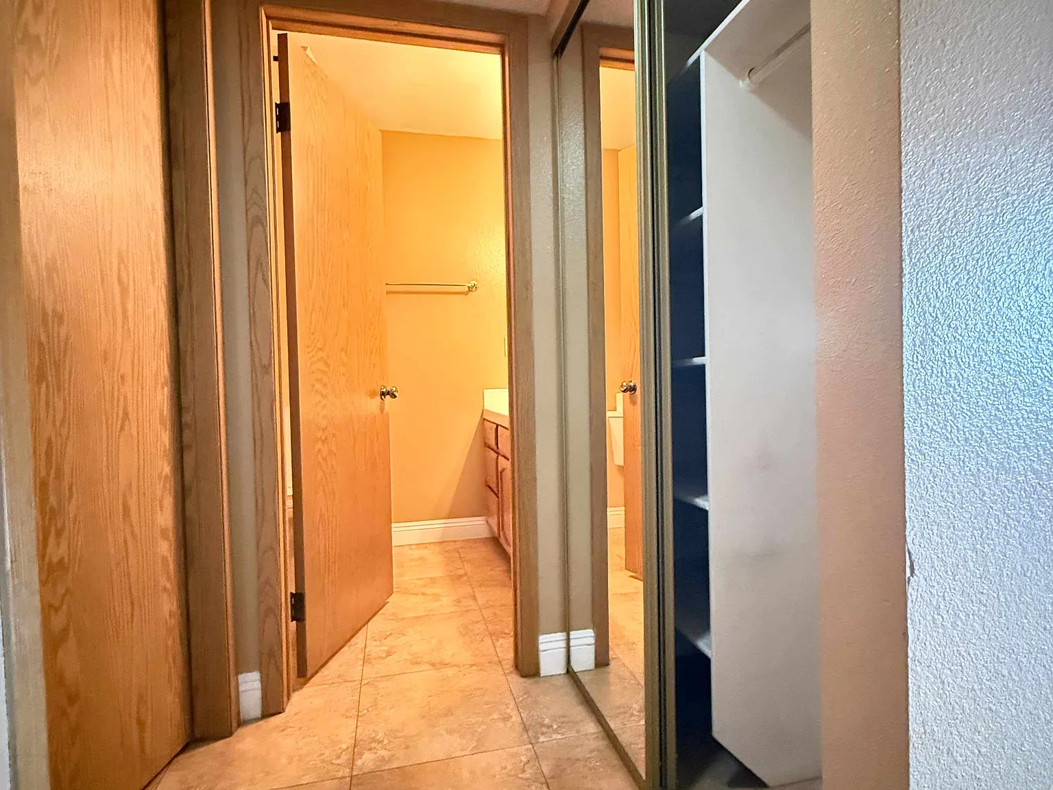 1 bed, 724 sqft, $1,100 — Photo 2
