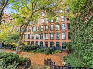 429 N Franklin St #211, Syracuse, NY 13202