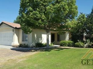 8200 Ipswich Way, Bakersfield, CA 93311