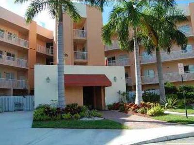 7765 Yardley Dr APT 302, Tamarac, FL, 33321