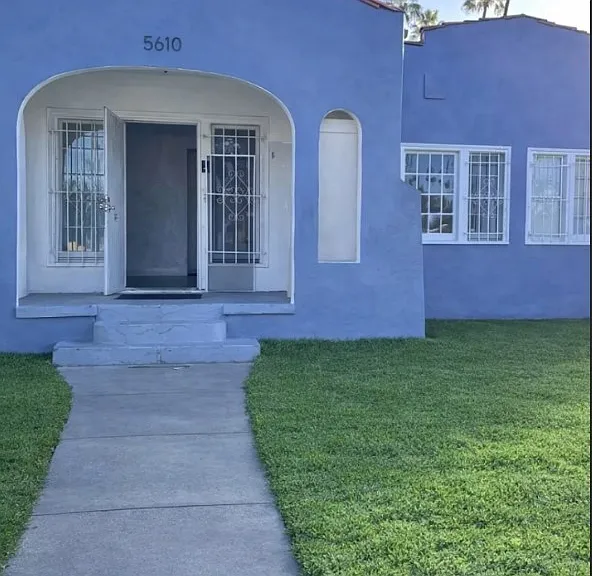 5610 S Saint Andrews Pl — Photo 1